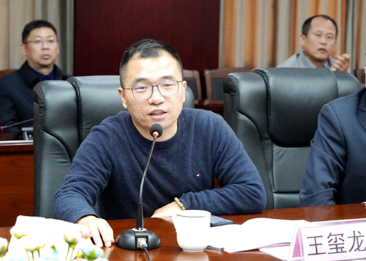 致遠(yuǎn)科技為蘆溪中學(xué)校慶捐贈(zèng)100萬(wàn)，支持母校發(fā)展